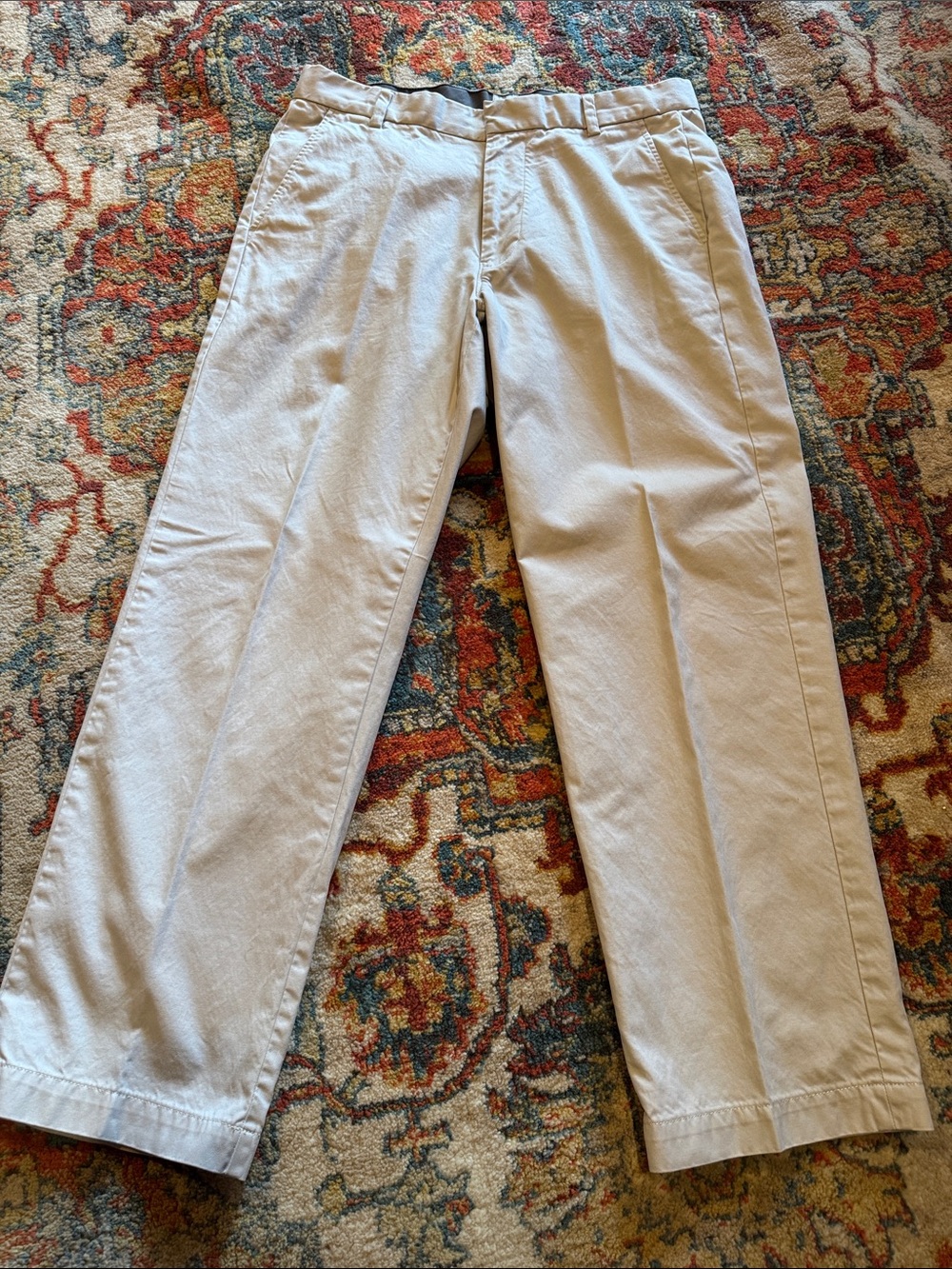 GAP Men's Relaxed Fit Chinos in khaki